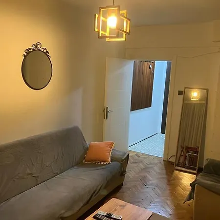 0011 - Uskudar, Central, Cozy And Economic Flat. Διαμέρισμα *