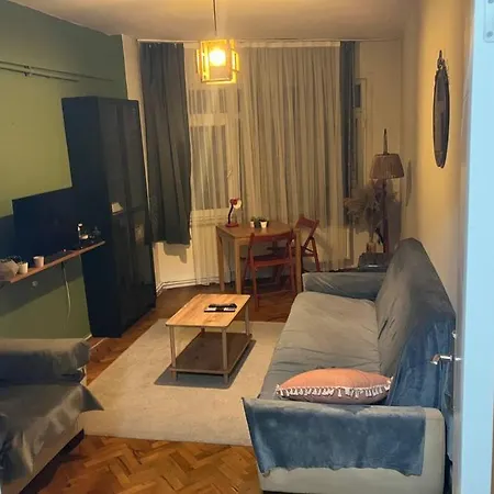 0011 - Uskudar, Central, Cozy And Economic Flat. Apartamento *